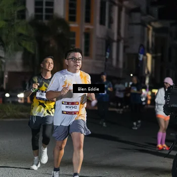 Runner Photo 7802866