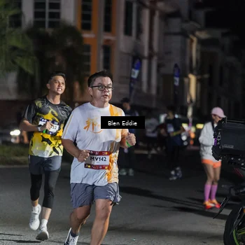 Runner Photo 7802881