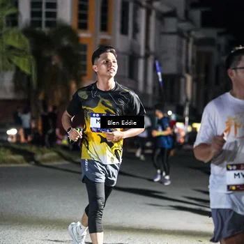 Runner Photo 7802882