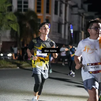 Runner Photo 7802924
