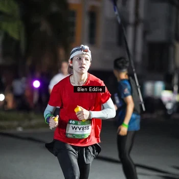 Runner Photo 7802927