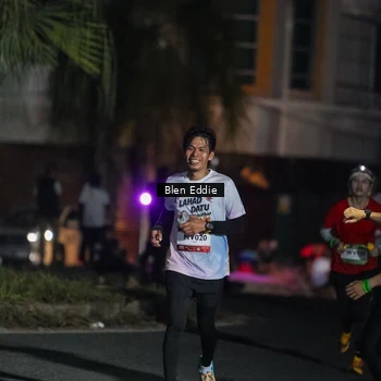 Runner Photo 7802937