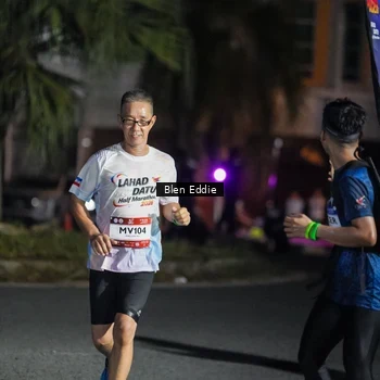 Runner Photo 7802938