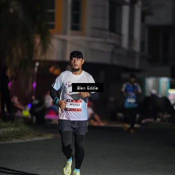 Runner Photo 7802958