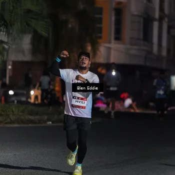 Runner Photo 7802979