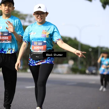 Runner Photo 7802984