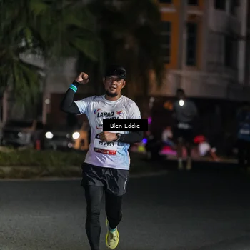 Runner Photo 7802999