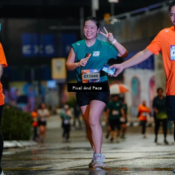 Runner Photo 7803006