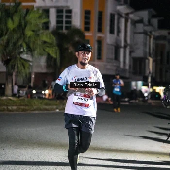 Runner Photo 7803020