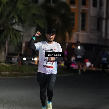 Runner Photo 7803034