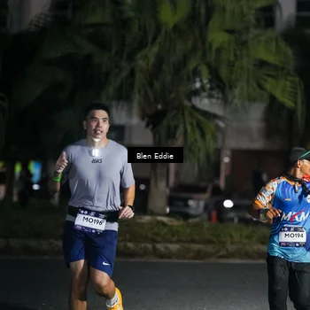 Runner Photo 7803038