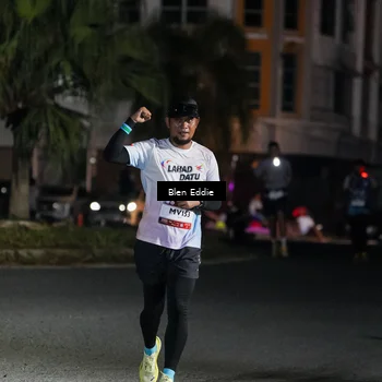 Runner Photo 7803068