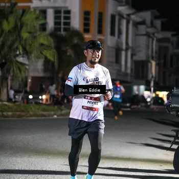 Runner Photo 7803070