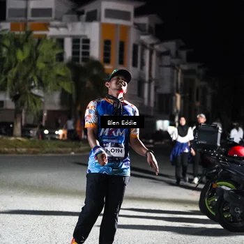 Runner Photo 7803078