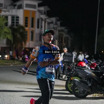 Runner Photo 7803086
