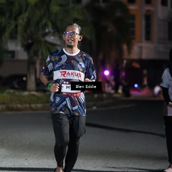 Runner Photo 7803116