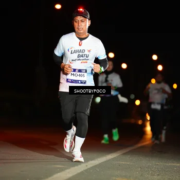 Runner Photo 7803209