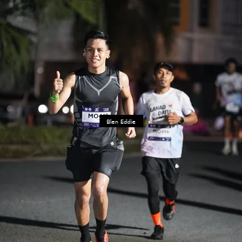 Runner Photo 7803211