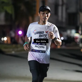 Runner Photo 7803243