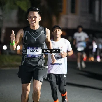 Runner Photo 7803244