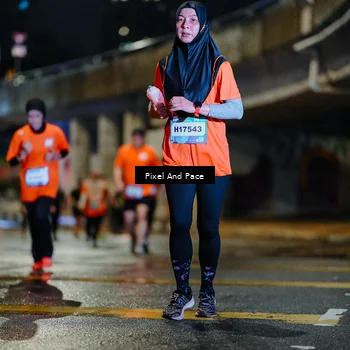 Runner Photo 7803246