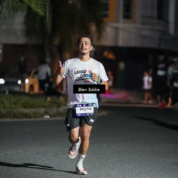 Runner Photo 7803265