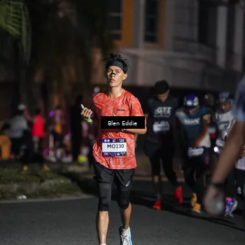 Runner Photo 7803273