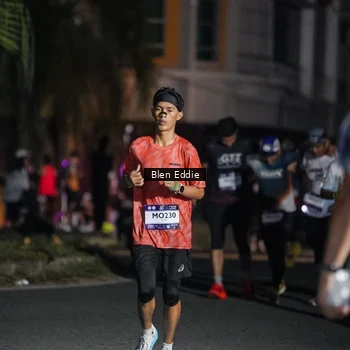 Runner Photo 7803279