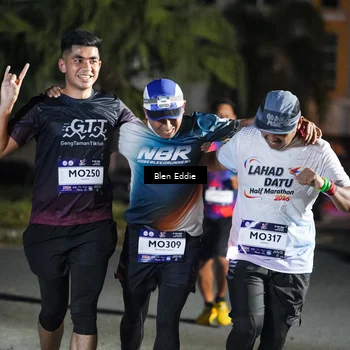 Runner Photo 7803320