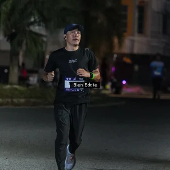 Runner Photo 7803356