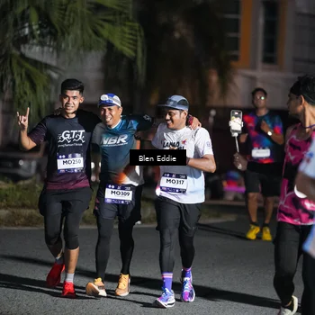 Runner Photo 7803382