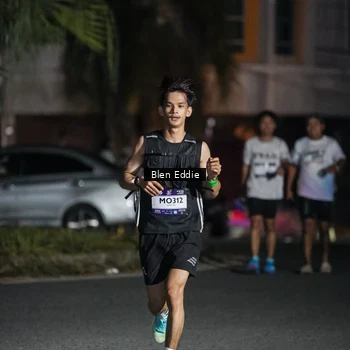 Runner Photo 7803425