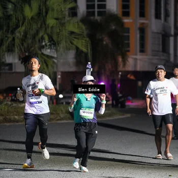 Runner Photo 7803463