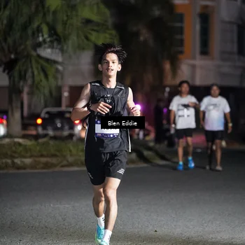 Runner Photo 7803467