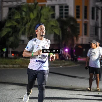 Runner Photo 7803479