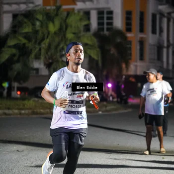 Runner Photo 7803489