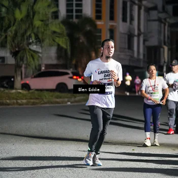 Runner Photo 7803516