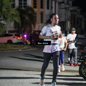 Runner Photo 7803526
