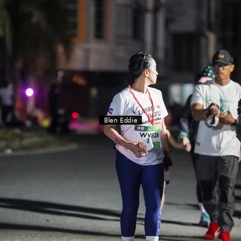 Runner Photo 7803541