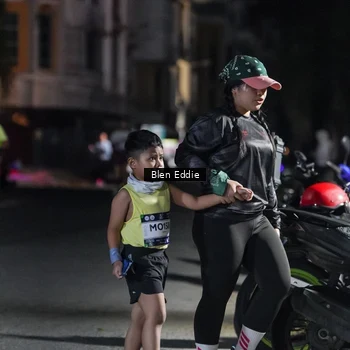 Runner Photo 7803625