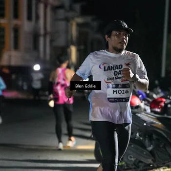 Runner Photo 7803633