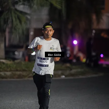 Runner Photo 7803686