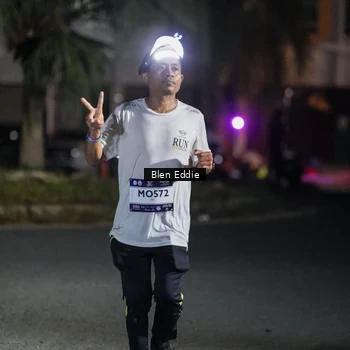 Runner Photo 7803688