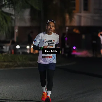 Runner Photo 7803696