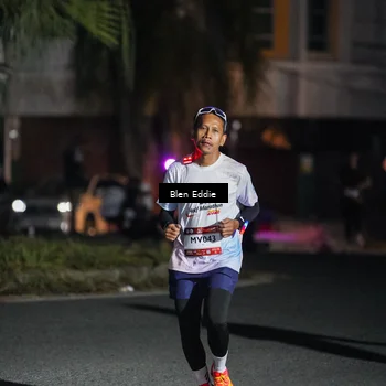 Runner Photo 7803711