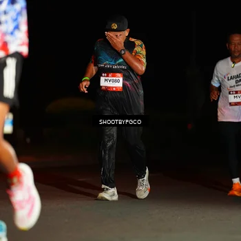 Runner Photo 7803792