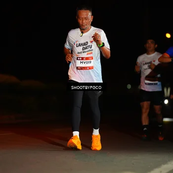 Runner Photo 7803803