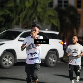Runner Photo 7803807