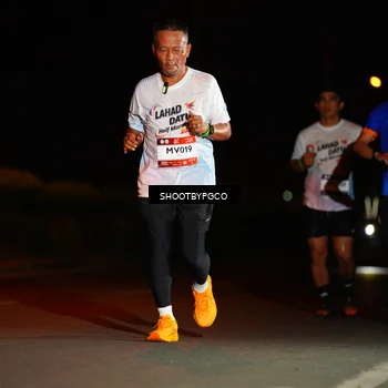 Runner Photo 7803811