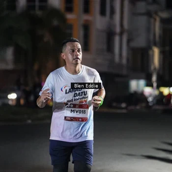 Runner Photo 7803839